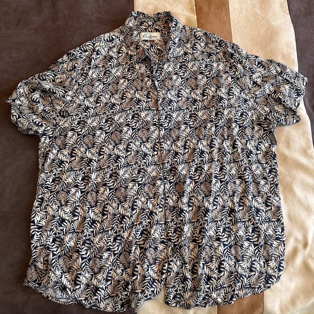 Men’s California Shirt Company 100% rayon short sleeve camp shirt brown and tan